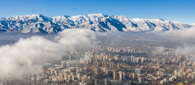 Aniversario de Santiago de Chile: favelizando el orden cósmico